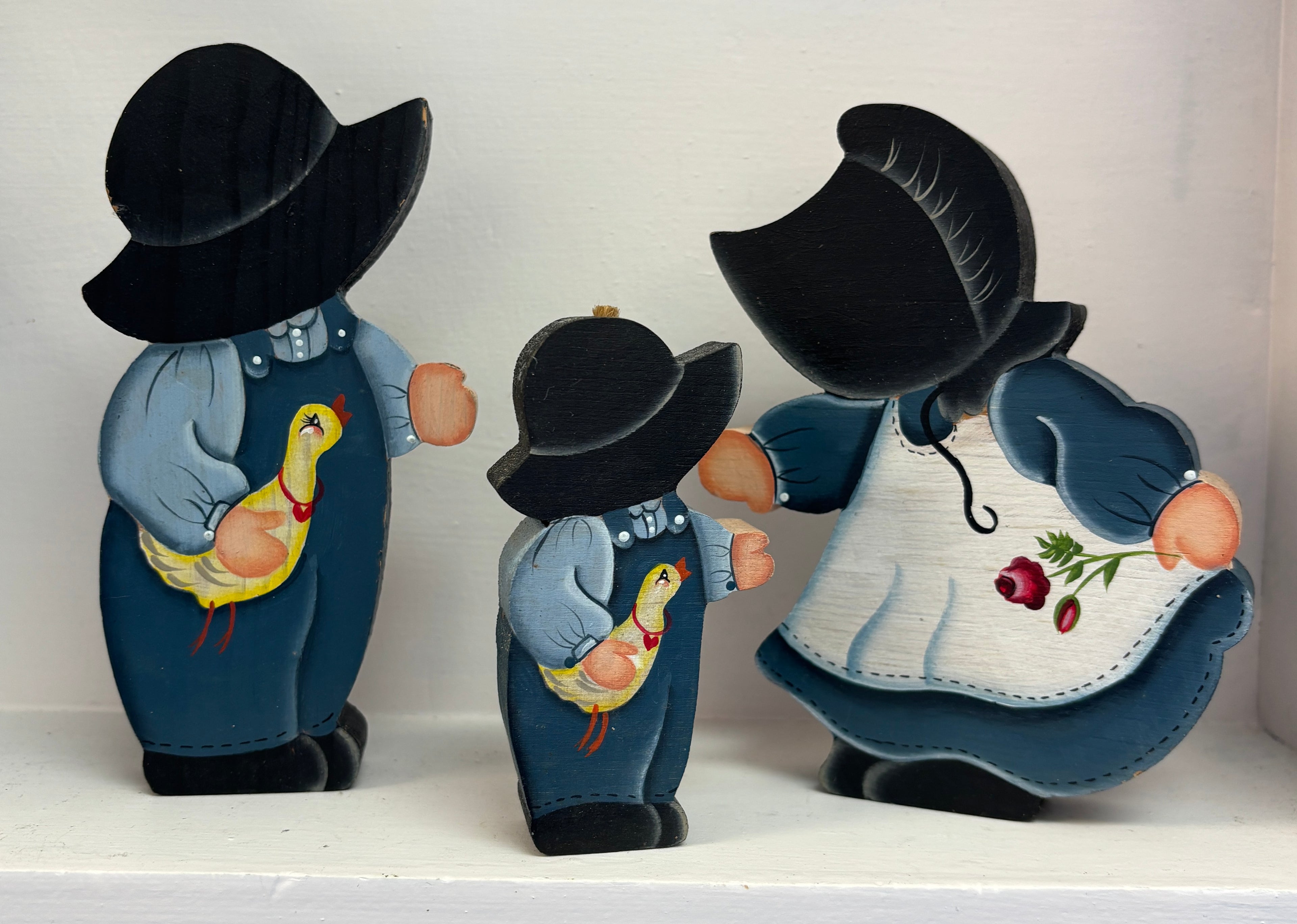 Wood Amish Figurines