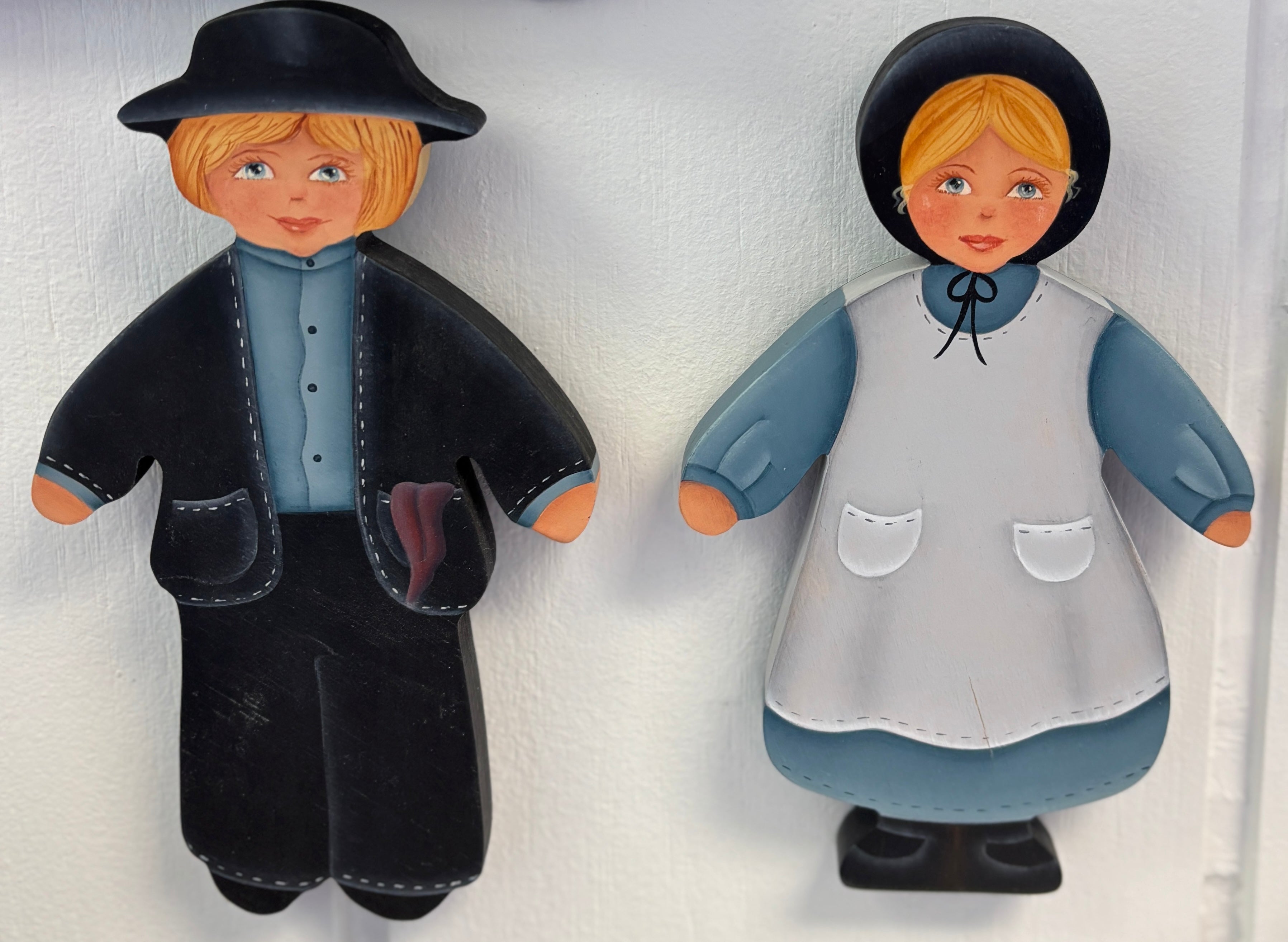 Wood Amish Figurines